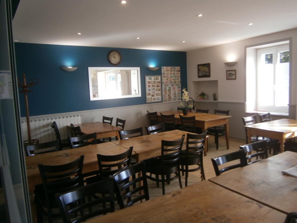 Hotel Restaurant De La Roche Les Sauvages  ภายนอก รูปภาพ